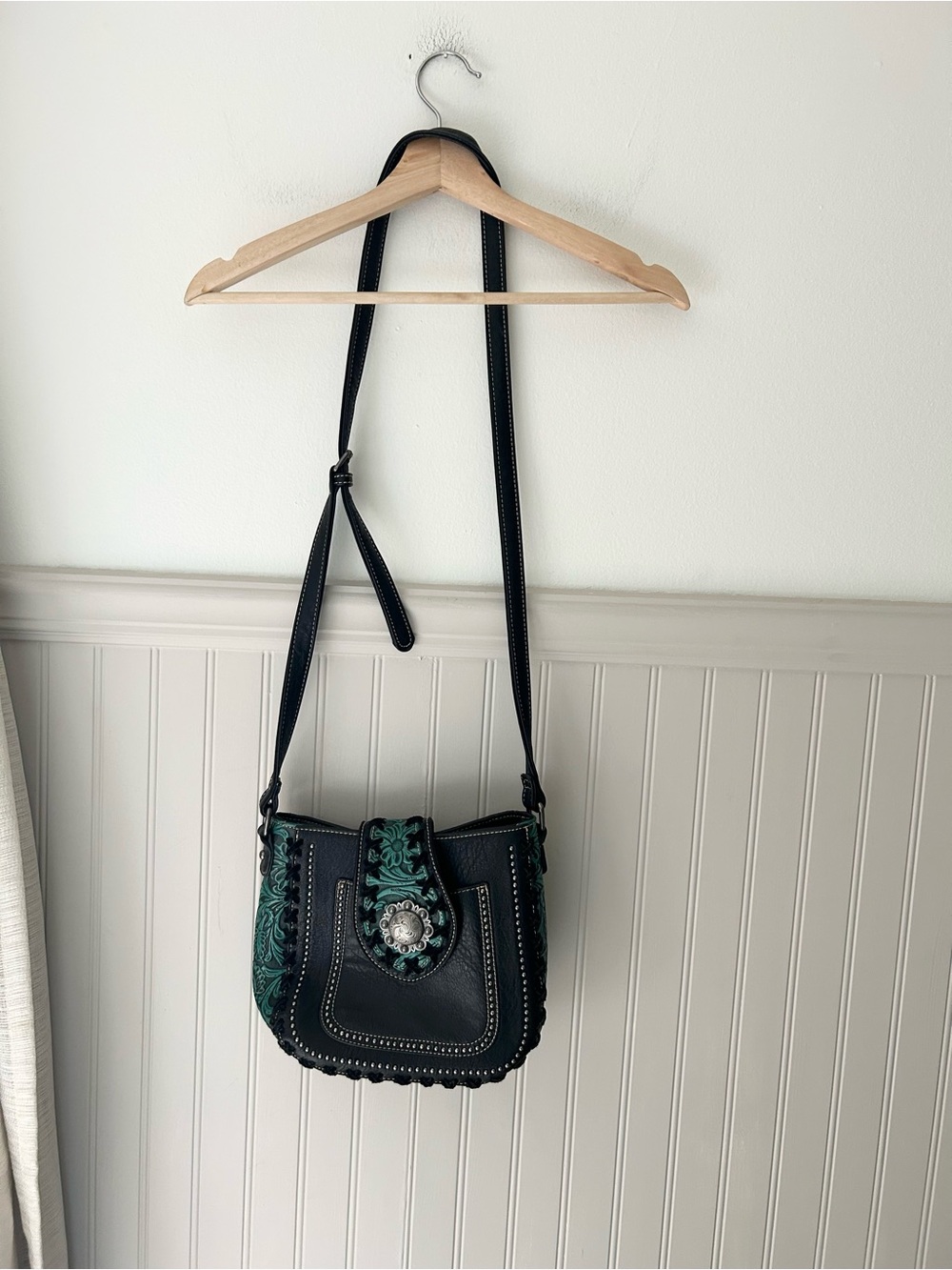 Montana West Trinity Ranch Black Leather Floral Tooled Crossbody Bag Turquoise